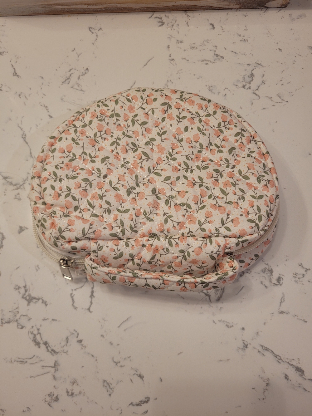 Floral Quilted Heart Shaped Unique Bargains Make Up Bag NWOT